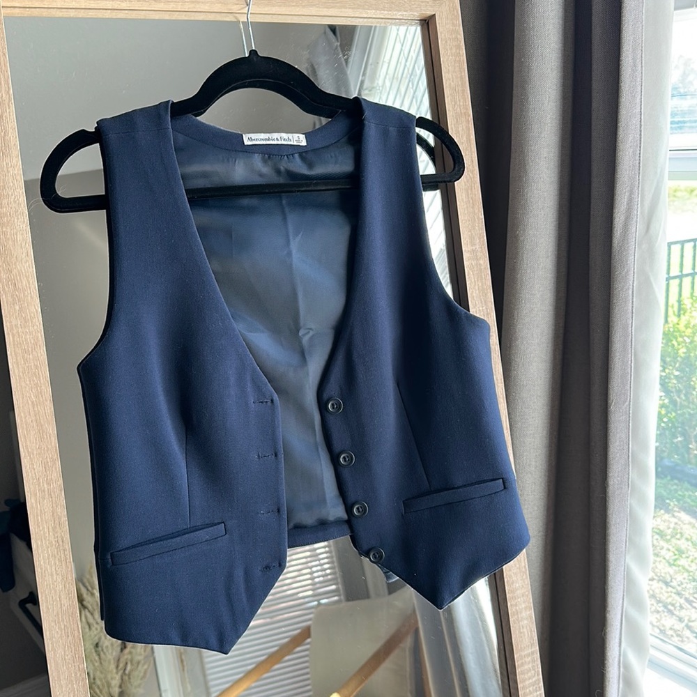 Abercrombie vest